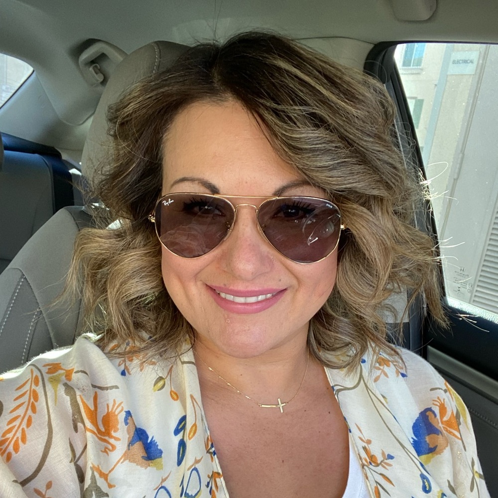 Meet your Posher, Lacey